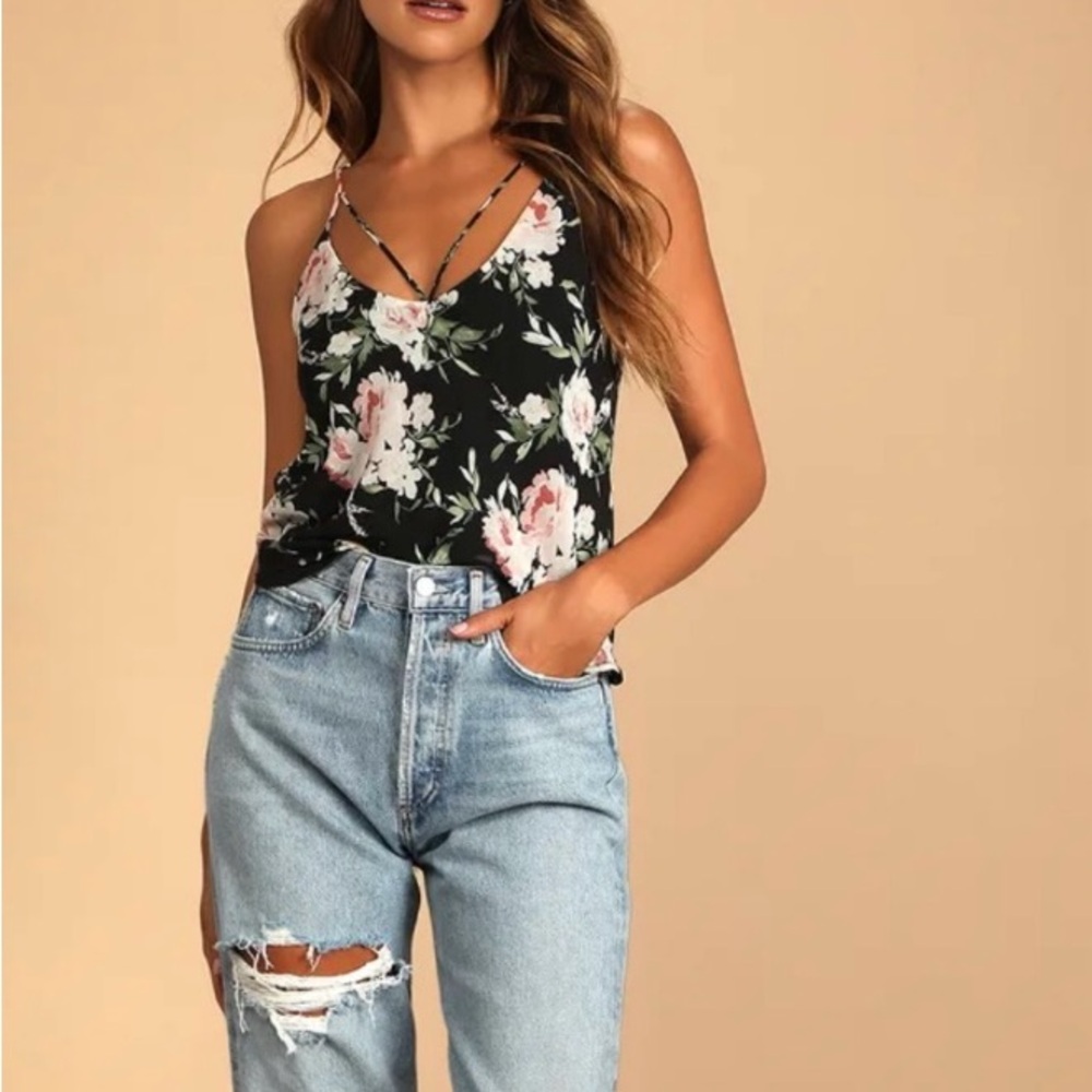 Lulu’s Strappy Floral Print Cami Top - Picture 3 of 9